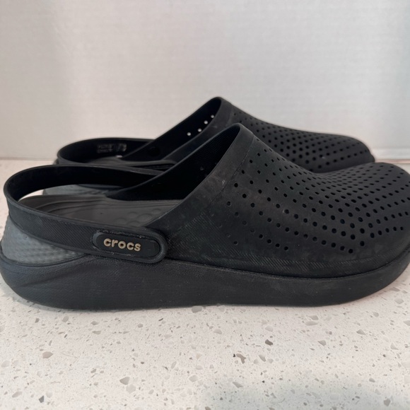 Crocs Life Stride Clogs men’s size 10 - Picture 2 of 5